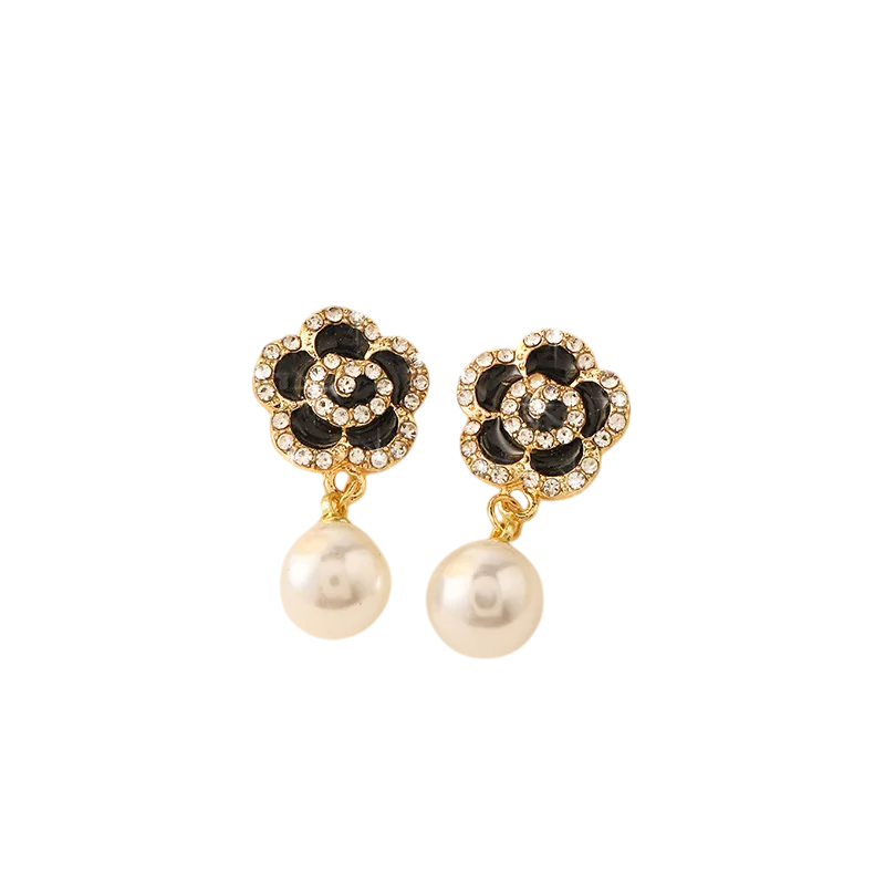 Pearl Black Flower Earrings