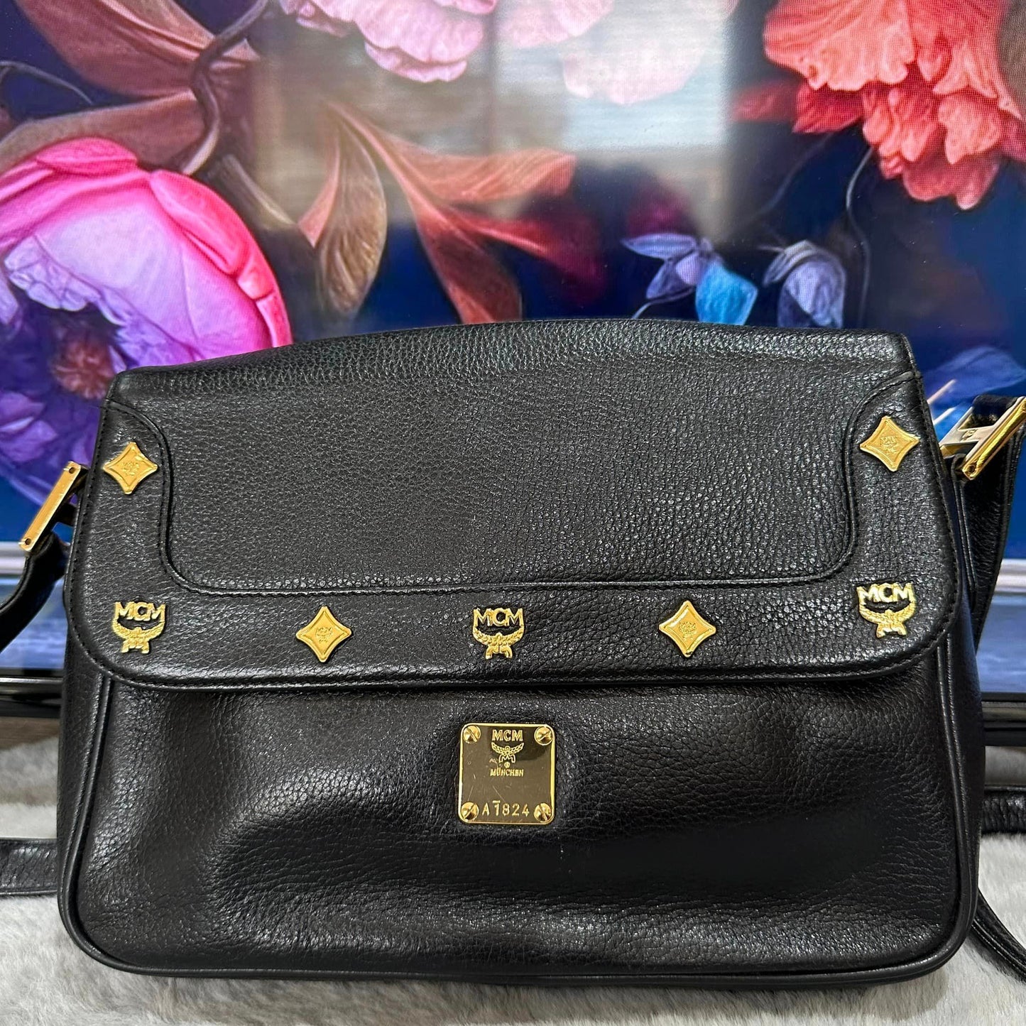 Pre-loved Vintage MCM Black Satchel Bag
