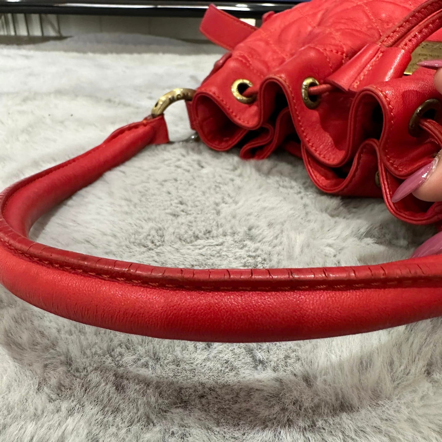 Pre-loved MCM Bucket Bag Red