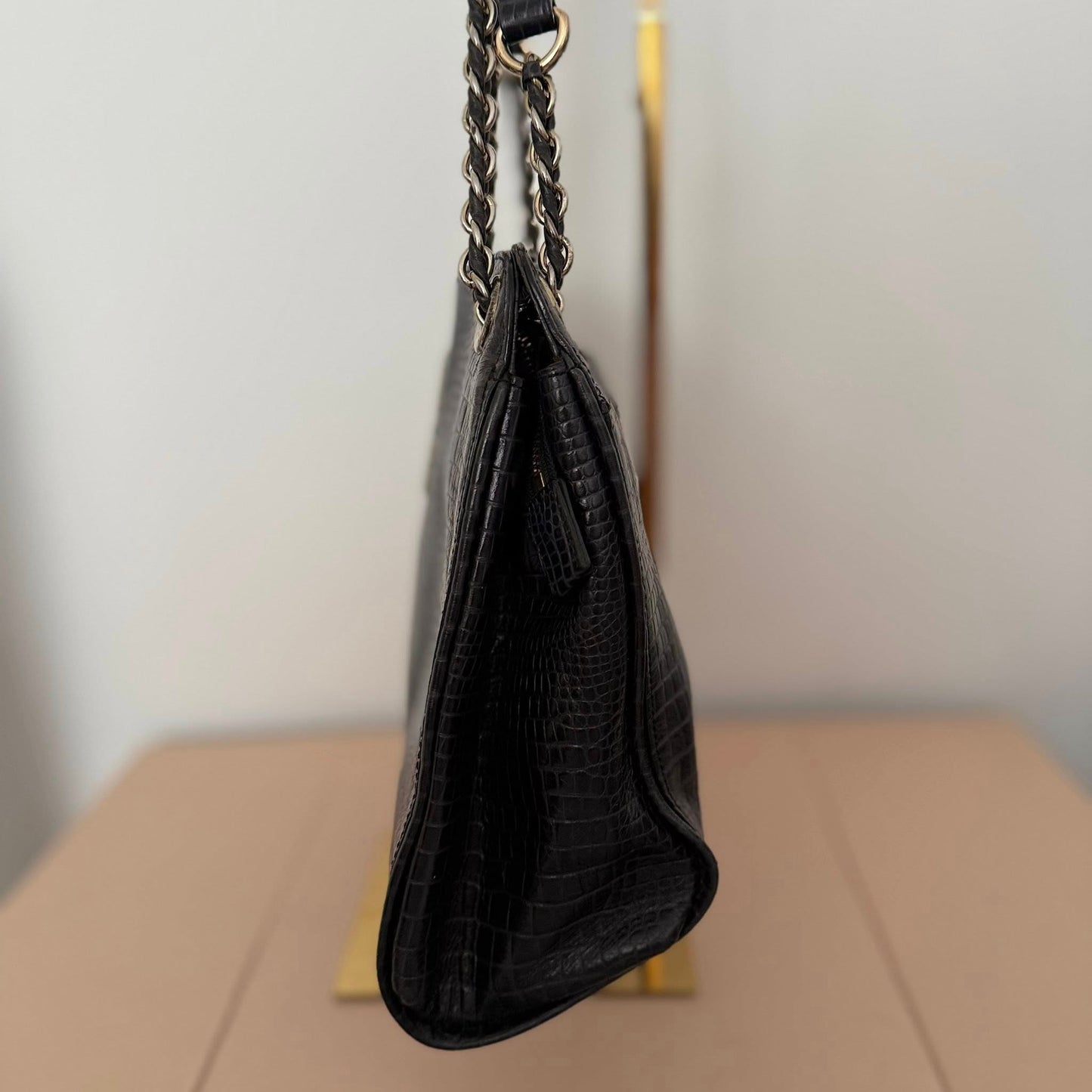 Pre-loved DAKS Black Croc-Embossed Leather Chain Shoulder Bag