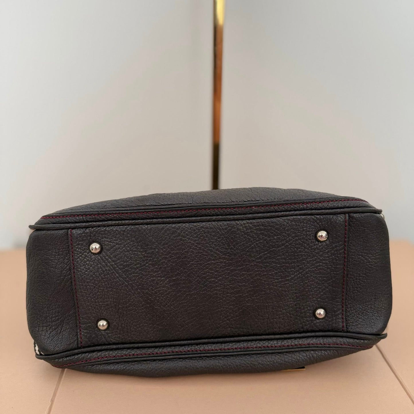 Pre-loved Daks Handbag/Shoulder Bag