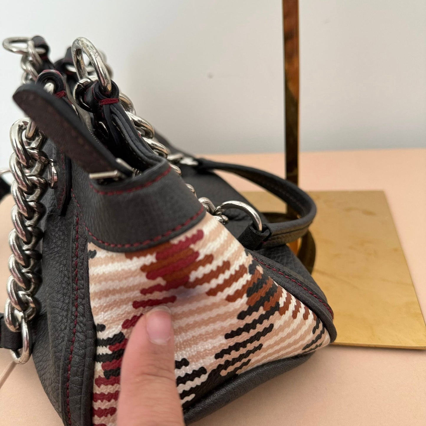 Pre-loved Daks Handbag/Shoulder Bag