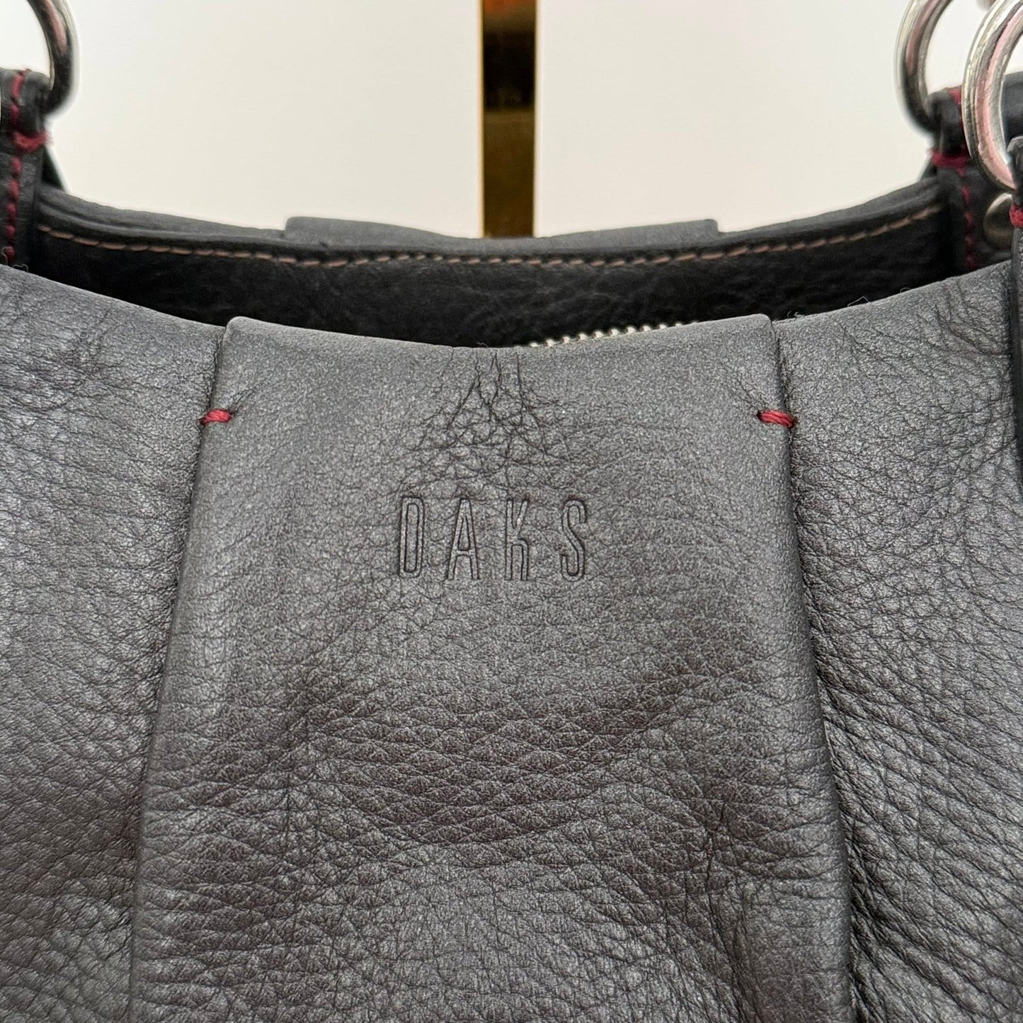 Pre-loved Daks Handbag/Shoulder Bag