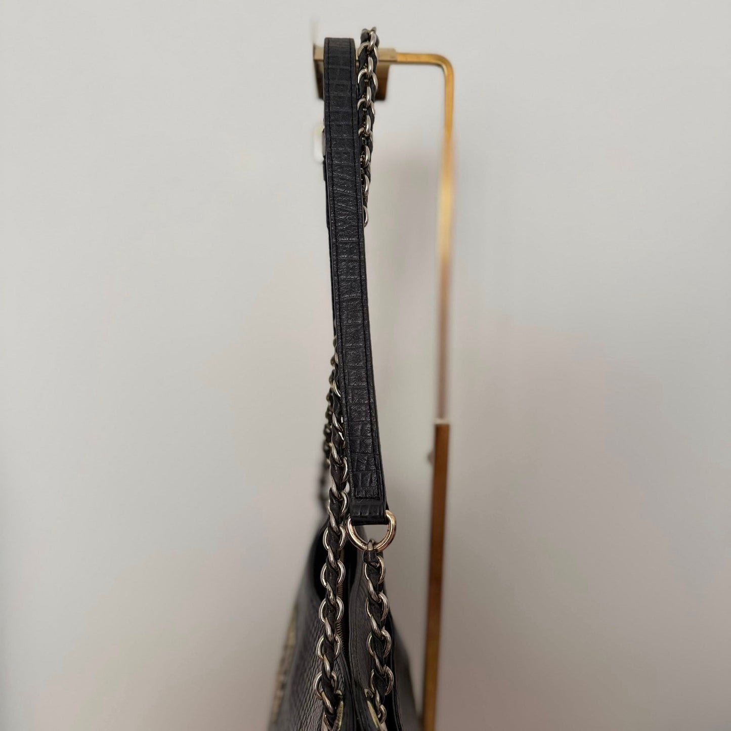 Pre-loved DAKS Black Croc-Embossed Leather Chain Shoulder Bag