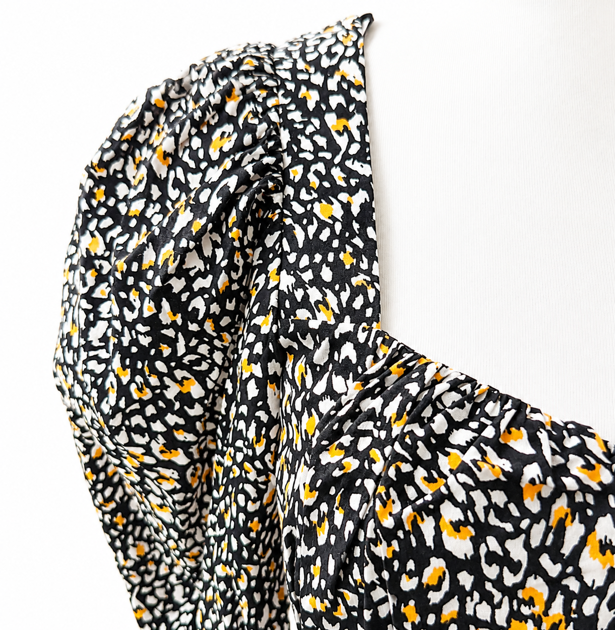 Topshop Abstract Animal Print Puff Sleeve Crop Top UK 10 100% Cotton