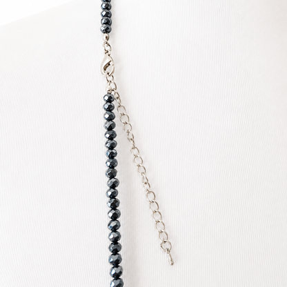 Elegant Pearl & Navy Beaded Long Necklace Pre-Loved