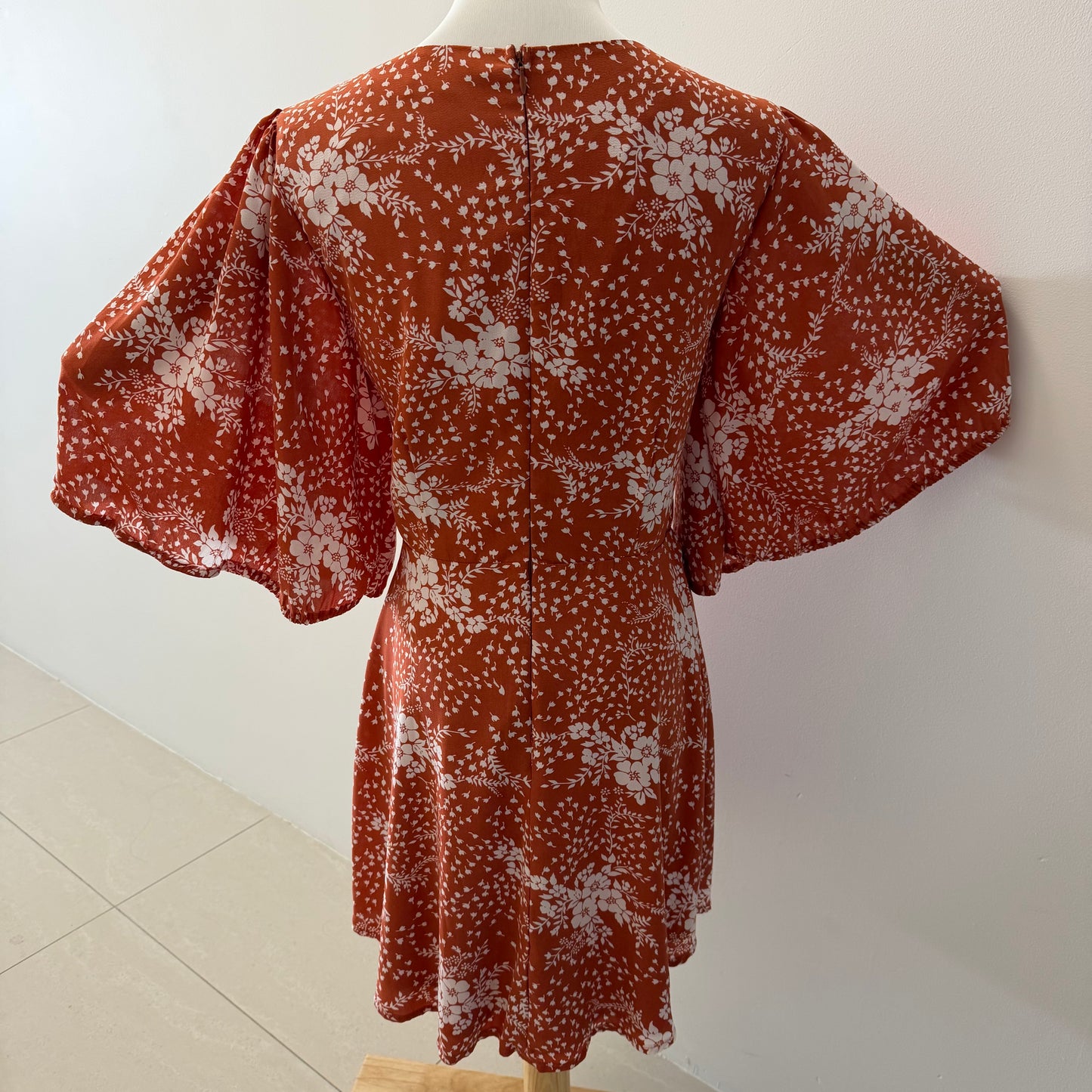 Here Comes The Sun Rust Floral Tie-Front Mini Dress Size AU 12 Pre-Loved